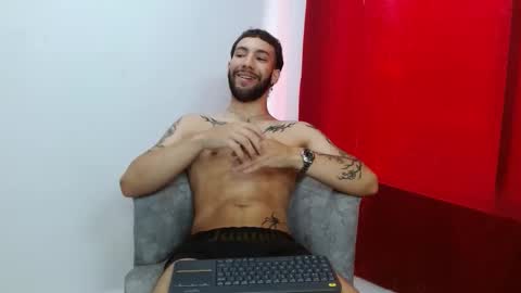Snapshot of angel_kyrozz chatting on 10-20-25, 07:47 angel_kyrozz online show from 10-20-25, 07:47