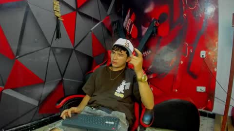 Angel online show from 11-24-25, 09:25