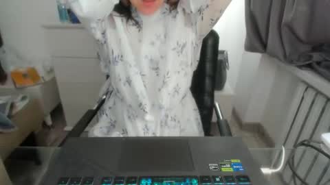 angel_lee__ online show from 01-25-25, 04:13