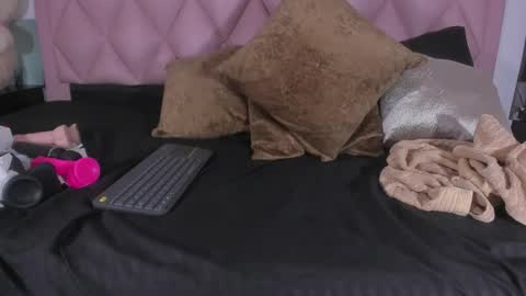 Angel  online show from 01-11-25, 08:54