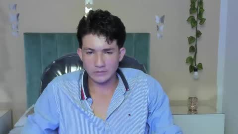 angel_of_sinn online show from 04-12-26, 03:00