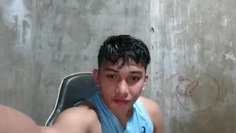 Snapshot of angel_rafael chatting on 10-01-25, 04:35 angel_rafael online show from 10-01-25, 04:35