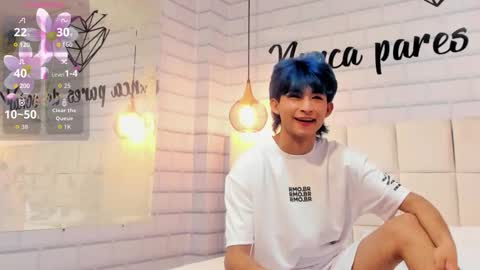 Angel  online show from 11-22-25, 10:47