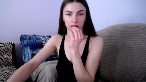 Zoe online show from 02-06-25, 12:05