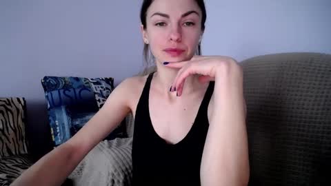 Zoe online show from 10-17-25, 09:01