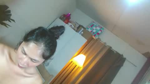 Snapshot of angela_mccollins chatting on 05-18-26, 09:53 angela online show from 05-18-26, 09:53