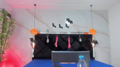 ANGELA online show from 10-23-25, 12:15