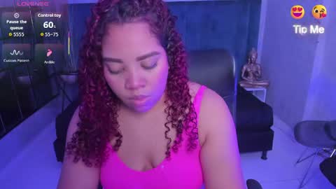 Snapshot of angelacoffee chatting on 07-15-26, 02:17 Angela online show from 07-15-26, 02:17