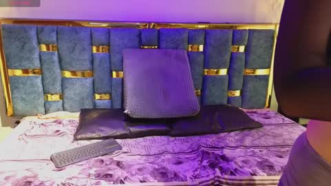 angelacute19 online show from 02-18-25, 03:42