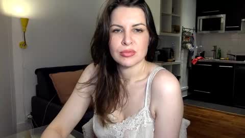 Snapshot of angeladarkk chatting on 01-30-25, 08:42 Angela online show from 01-30-25, 08:42