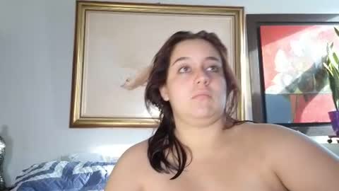 Snapshot of angelamax1 chatting on 06-18-26, 12:20 Max y Angela independent model online show from 06-18-26, 12:20