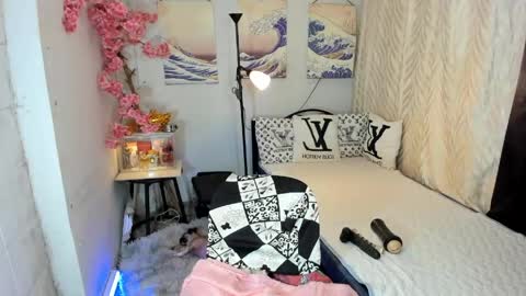 angelamorena online show from 05-16-26, 09:13
