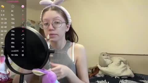 Angela online show from 10-15-25, 04:23