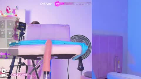 Snapshot of angelcb_ chatting on 02-16-25, 08:32 angel online show from 02-16-25, 08:32