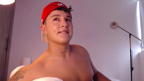 Angel online show from 01-06-26, 06:44