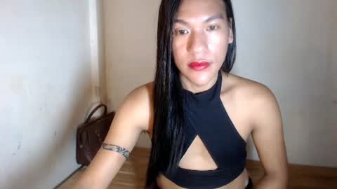 Snapshot of angeldark_satisfactionxxx chatting on 06-29-26, 01:56 ANGELDARK online show from 06-29-26, 01:56