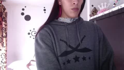 angele online show from 03-07-25, 11:27