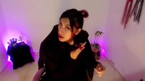 Snapshot of angele_johnson chatting on 06-18-26, 06:23 angele online show from 06-18-26, 06:23