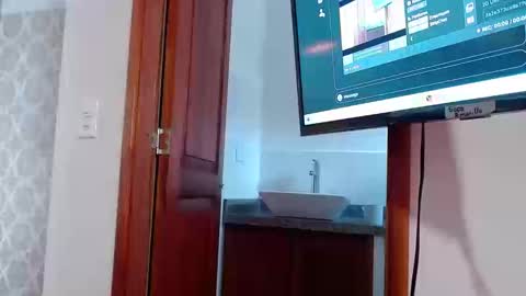 angel online show from 09-23-25, 01:36