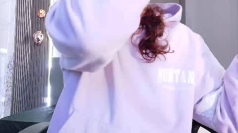 Snapshot of angeles_azul chatting on 07-01-26, 01:24 angel online show from 07-01-26, 01:24