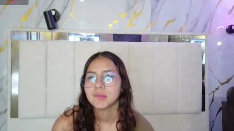 Snapshot of angeles_azul chatting on 07-05-26, 06:59 angel online show from 07-05-26, 06:59