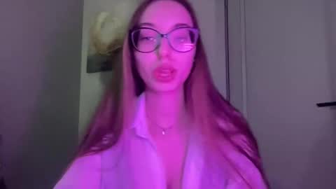 Snapshot of angelfox0202 chatting on 03-02-26, 05:20 ANGEL online show from 03-02-26, 05:20