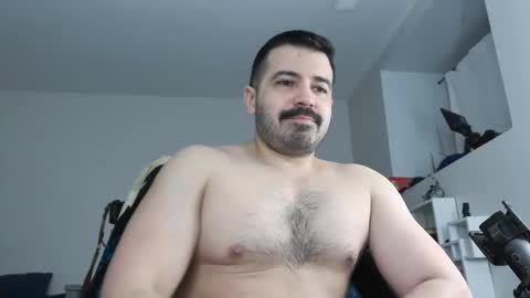 Angel Fusco online show from 03-06-26, 05:15