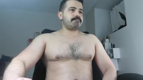 Snapshot of angelfusco chatting on 05-15-26, 04:19 Angel Fusco online show from 05-15-26, 04:19