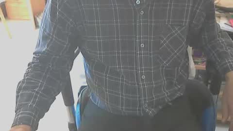 Snapshot of angelgarcia269 chatting on 10-07-25, 12:13 angelgarcia269 online show from 10-07-25, 12:13