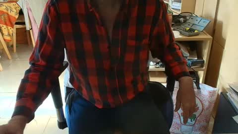 Snapshot of angelgarcia269 chatting on 05-15-26, 12:01 angelgarcia269 online show from 05-15-26, 12:01