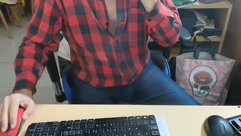 Snapshot of angelgarcia269 chatting on 05-16-26, 12:51 angelgarcia269 online show from 05-16-26, 12:51