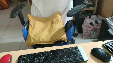 Snapshot of angelgarcia269 chatting on 07-17-26, 12:01 angelgarcia269 online show from 07-17-26, 12:01