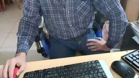 Snapshot of angelgarcia269 chatting on 07-18-26, 01:15 angelgarcia269 online show from 07-18-26, 01:15