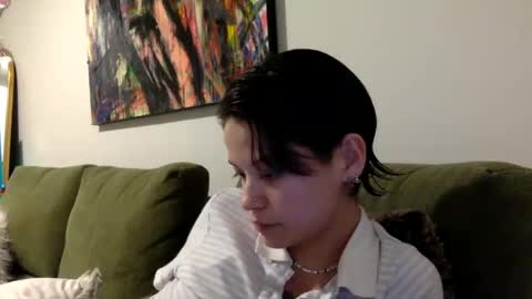 Snapshot of angelia01m chatting on 11-19-25, 01:49 angelia01m online show from 11-19-25, 01:49