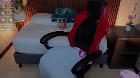 Snapshot of angelica_dymond chatting on 10-24-25, 02:57 A N G E L I C A online show from 10-24-25, 02:57