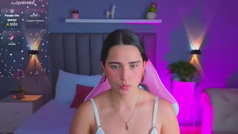 Snapshot of angelica_dymond chatting on 11-27-25, 12:07 A N G E L I C A online show from 11-27-25, 12:07