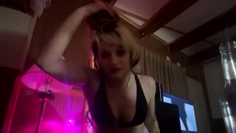 Angelica hart online show from 10-05-25, 11:08