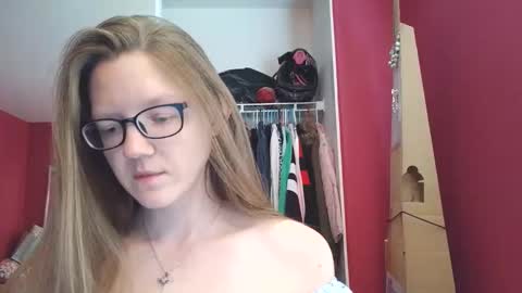 Snapshot of angelicangel3 chatting on 04-29-26, 06:36 AngelicAngel online show from 04-29-26, 06:36