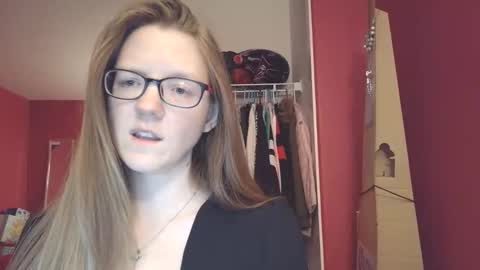 Snapshot of angelicangel3 chatting on 05-16-26, 02:30 AngelicAngel online show from 05-16-26, 02:30