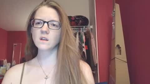 Snapshot of angelicangel3 chatting on 05-17-26, 06:11 AngelicAngel online show from 05-17-26, 06:11
