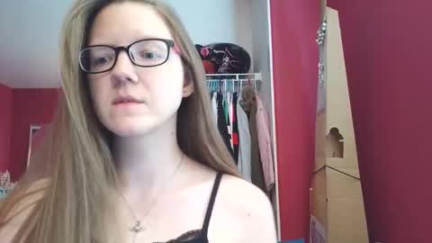 Snapshot of angelicangel3 chatting on 05-20-26, 07:53 AngelicAngel online show from 05-20-26, 07:53