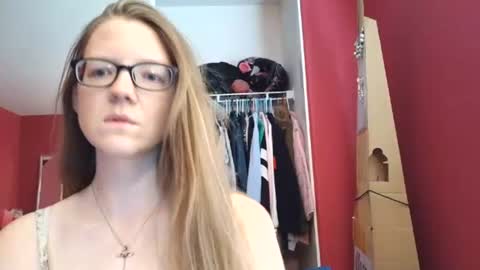 Snapshot of angelicangel3 chatting on 07-16-26, 05:19 AngelicAngel online show from 07-16-26, 05:19