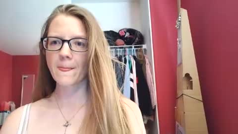 Snapshot of angelicangel3 chatting on 07-21-26, 05:37 AngelicAngel online show from 07-21-26, 05:37