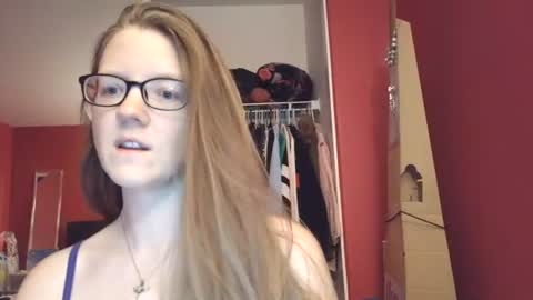 Snapshot of angelicangel3 chatting on 07-23-26, 03:04 AngelicAngel online show from 07-23-26, 03:04