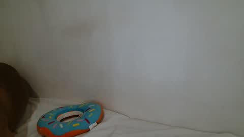 Angela online show from 01-26-25, 07:52