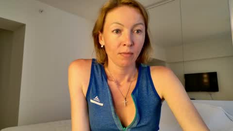Snapshot of angelicfenix chatting on 06-07-26, 01:37 angelicfenix online show from 06-07-26, 01:37