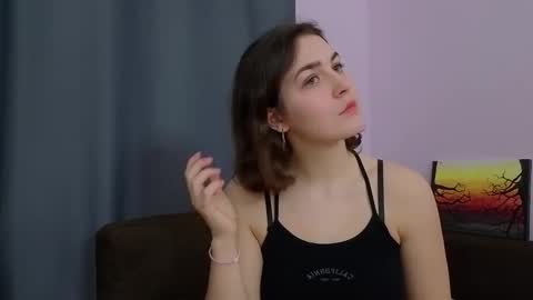 Snapshot of angelichatheway chatting on 02-26-26, 07:35 Roxi online show from 02-26-26, 07:35