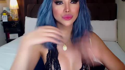 MS. AMALIA online show from 01-18-25, 11:32