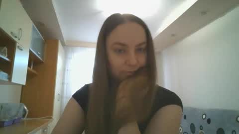 Angelina 26 online show from 10-16-25, 07:53