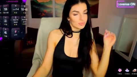 Snapshot of angelina_clark chatting on 04-25-26, 06:38 Angelina online show from 04-25-26, 06:38